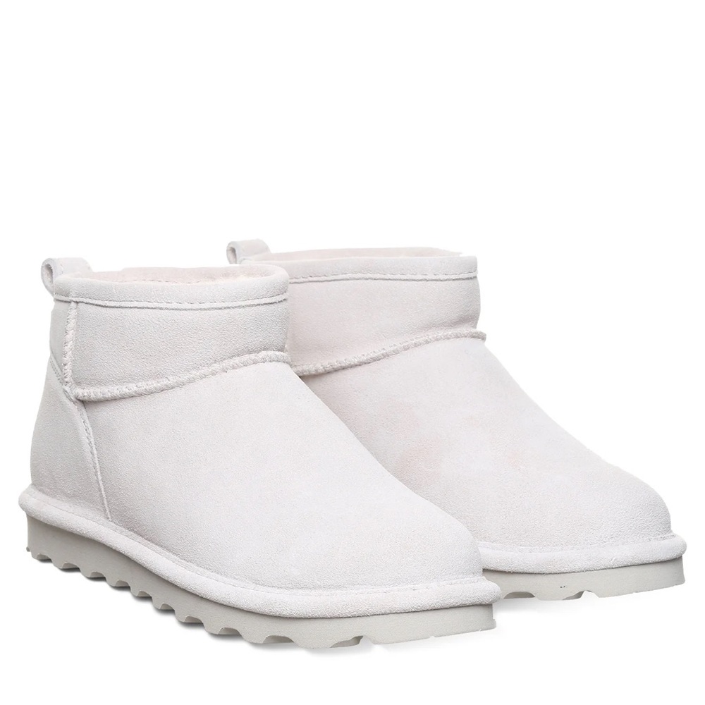 BEARPAW Shorty Boots NEW IN BOX